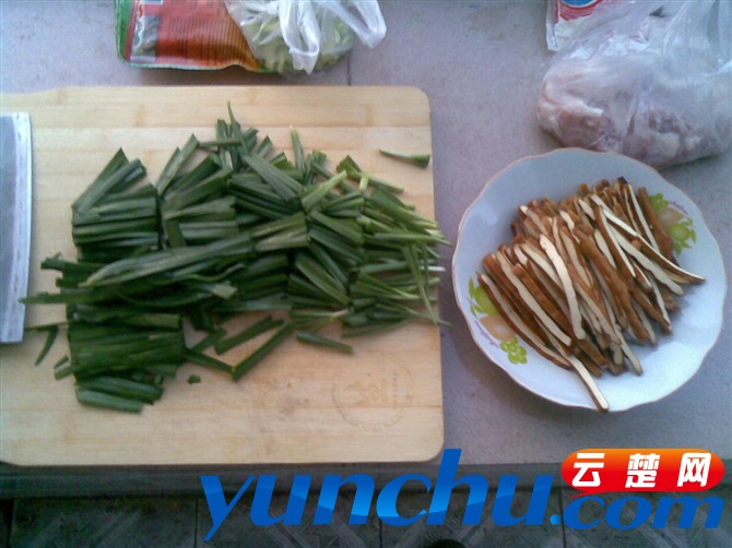 韭菜炒豆腐干