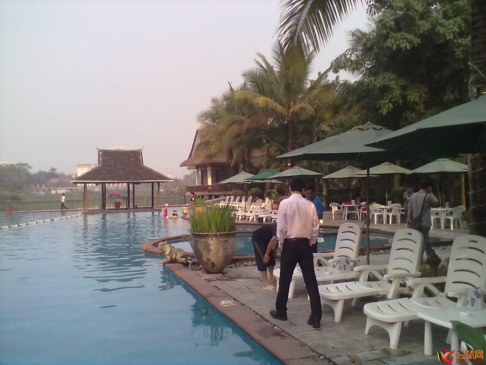 20120403068.jpg