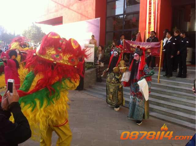 02.jpg