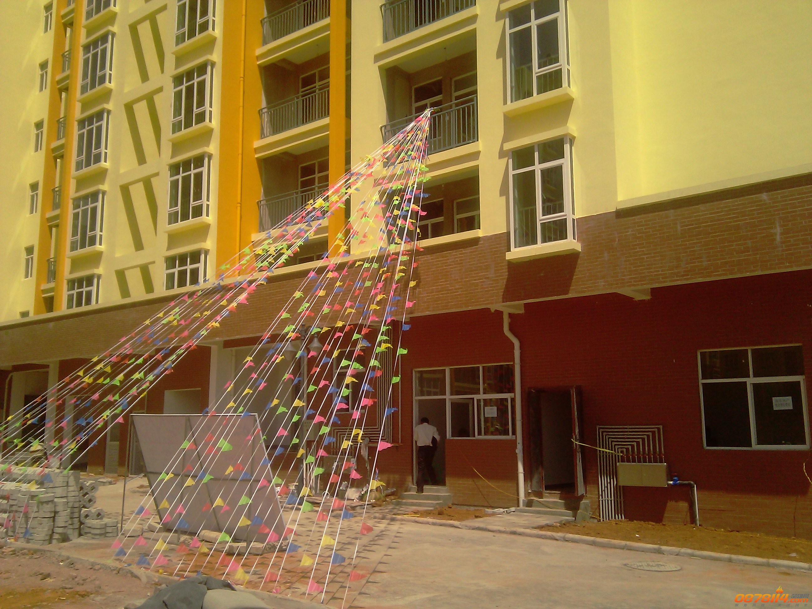 201303281364476722219.jpg
