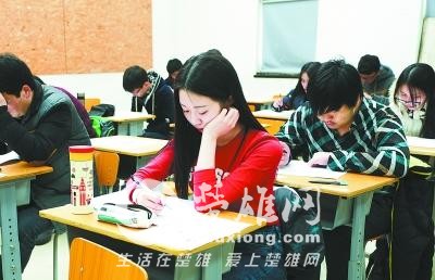 北京电影学院考试现场。.jpg