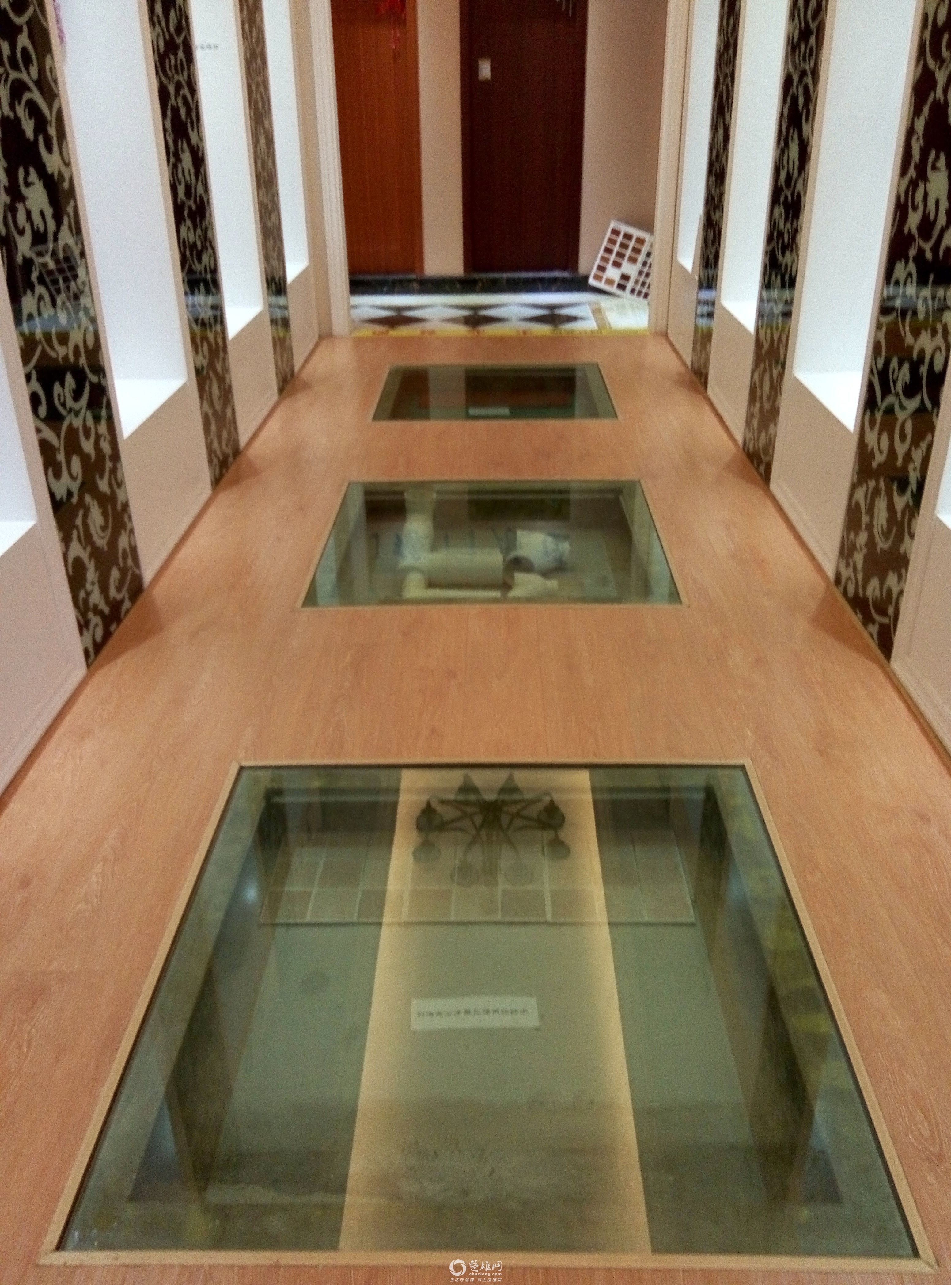 P50527-172624.jpg