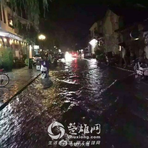 b0549431gw1f4sjavzvksj20hs0hsq52_meitu_4.jpg